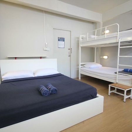 Need Sleep Hostel 방콕 외부 사진