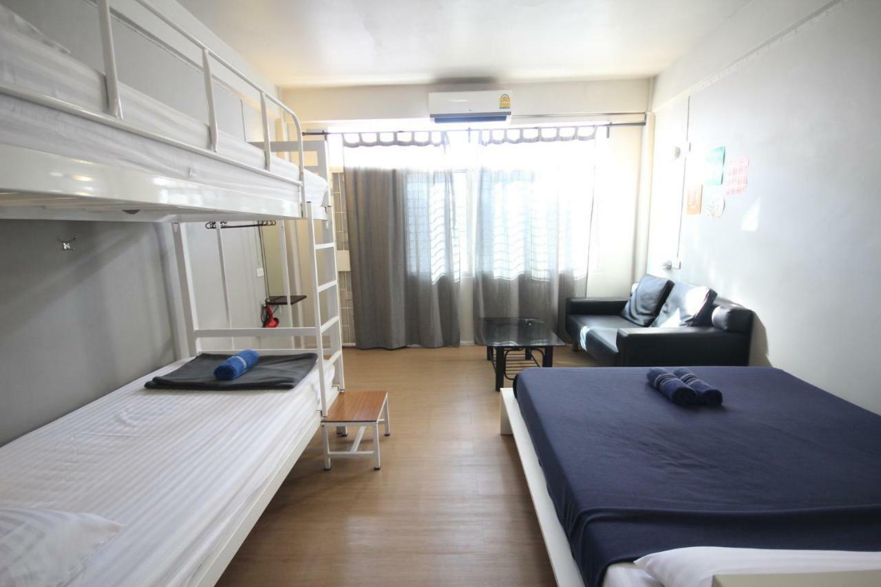 Need Sleep Hostel 방콕 외부 사진